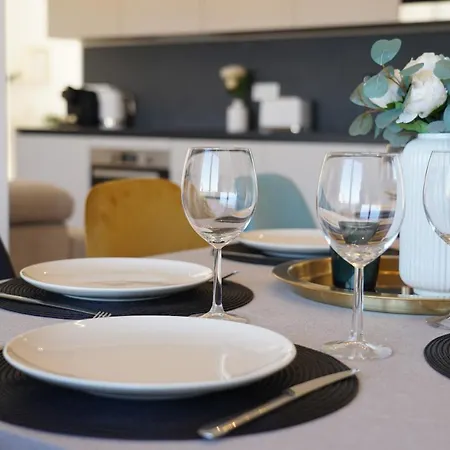 Apartment Monaco - Beautiful 6-8 People *